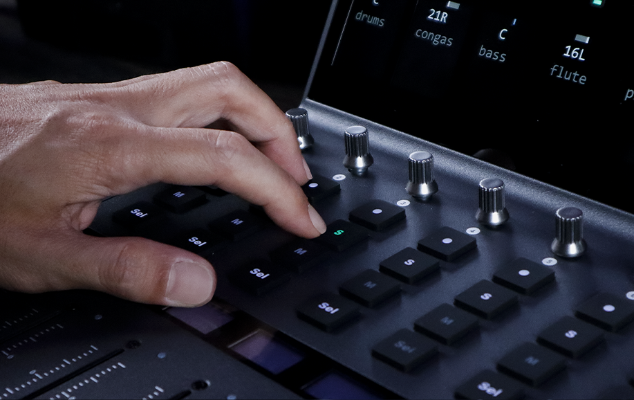 Illuminated buttons for channel control including Mute, Solo and Record